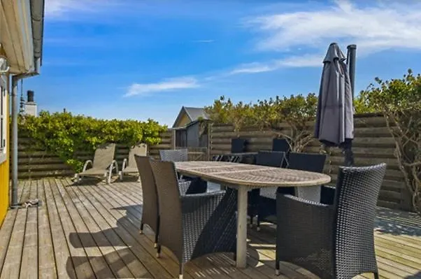 Summer House 25 Metres From Kattegat Coast Vakantiehuis Nyborg
